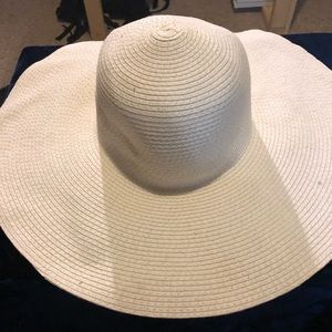 White straw hat